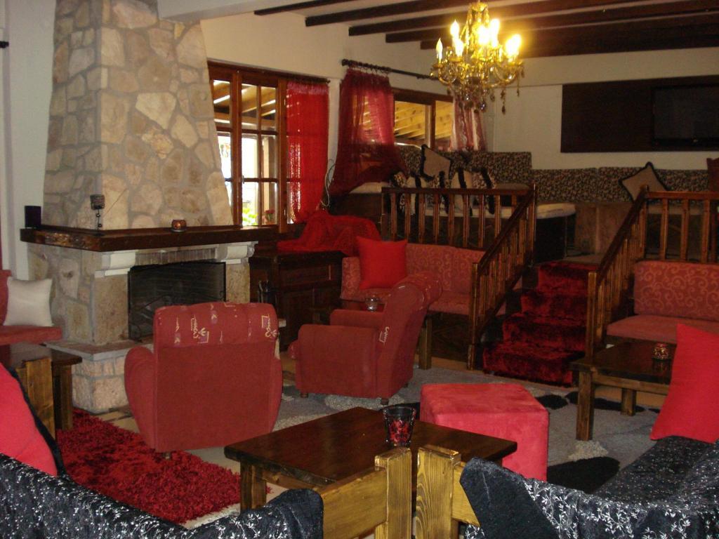 Hotel Koziakas Elati  Экстерьер фото